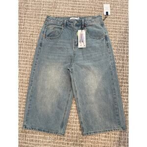 Women’s Baggy Wide Legged Cropped jeans by Song Sz 7